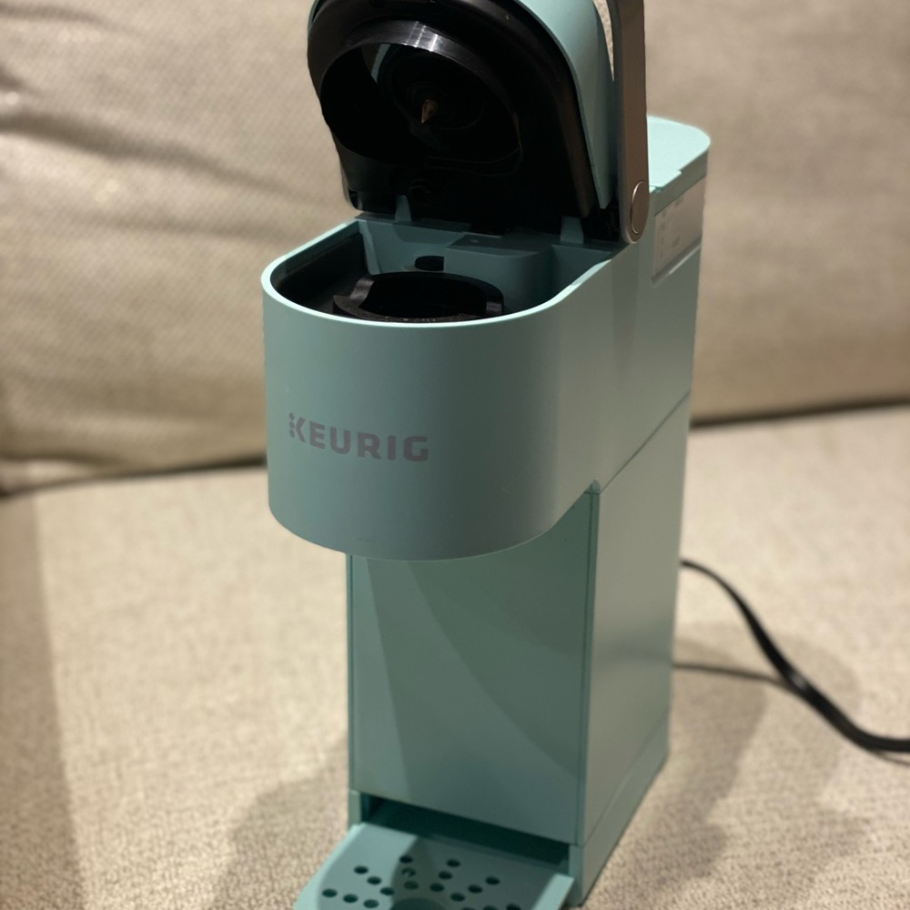 Keurig Compact Coffee Brewer in Aqua
